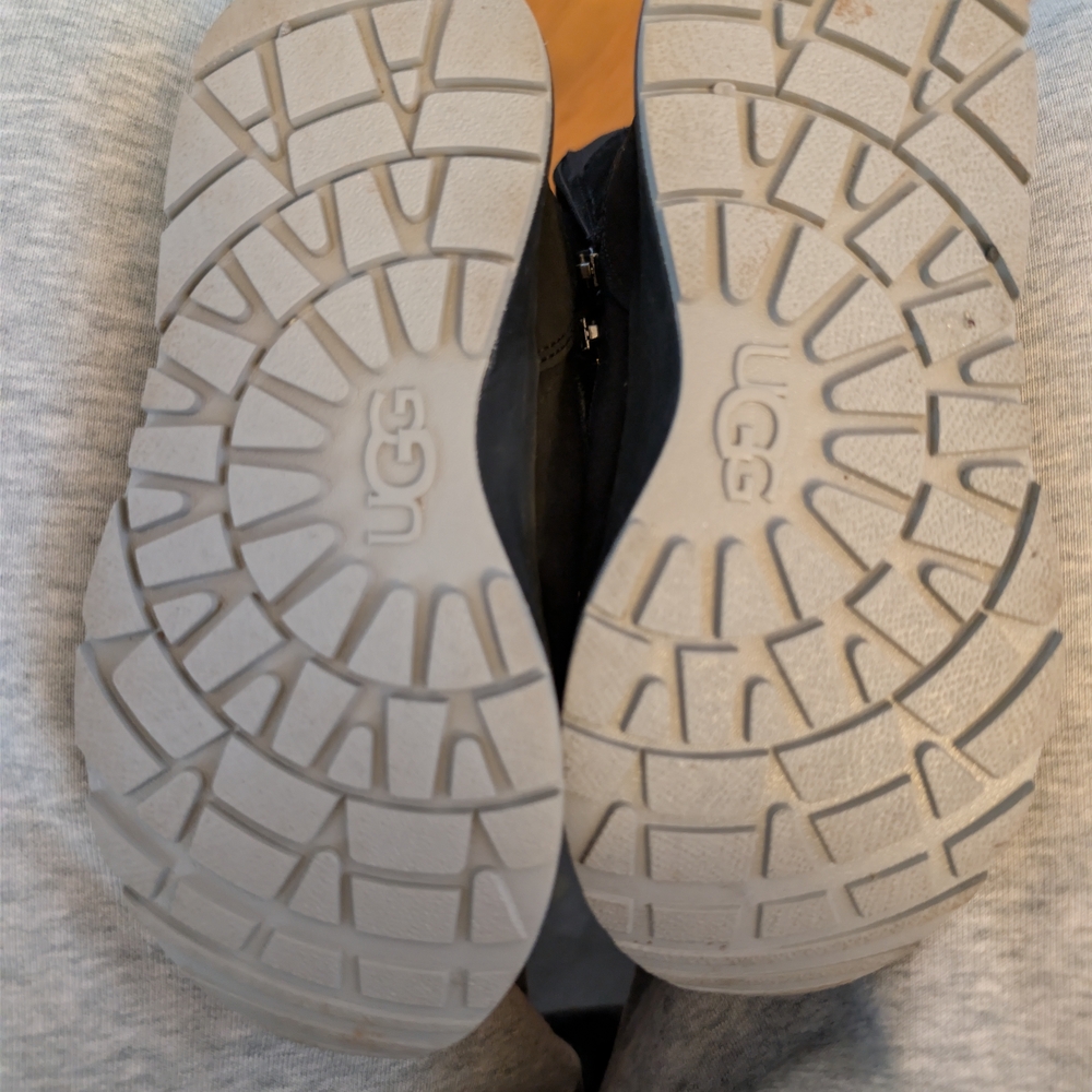UGG Kids 11 Black Waterproof Winter Boots - Picture 11 of 13